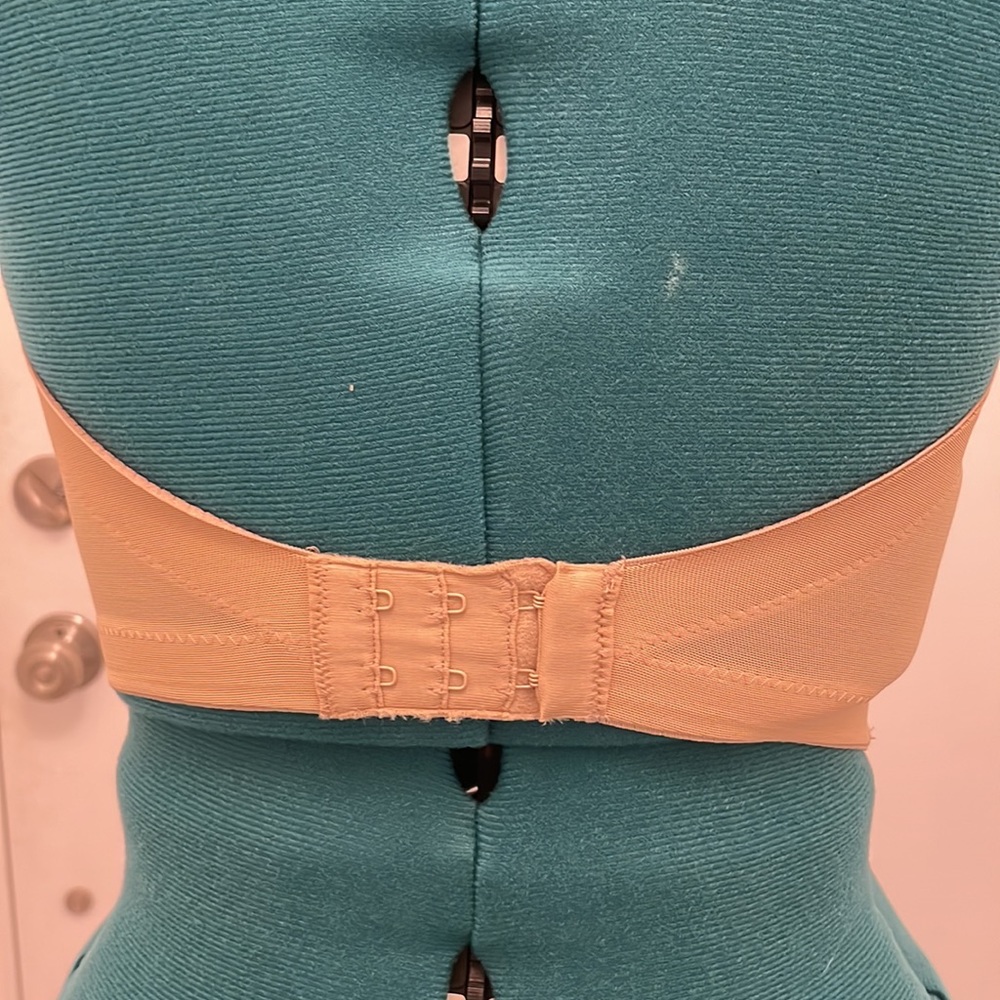 B.Tempt’d Future Foundation Strapless Longline Br… - image 3